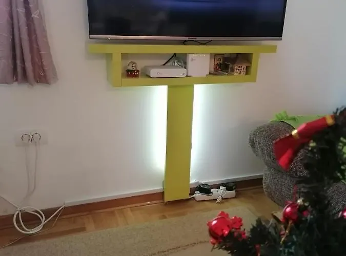 Katrin アパート ズラティボール